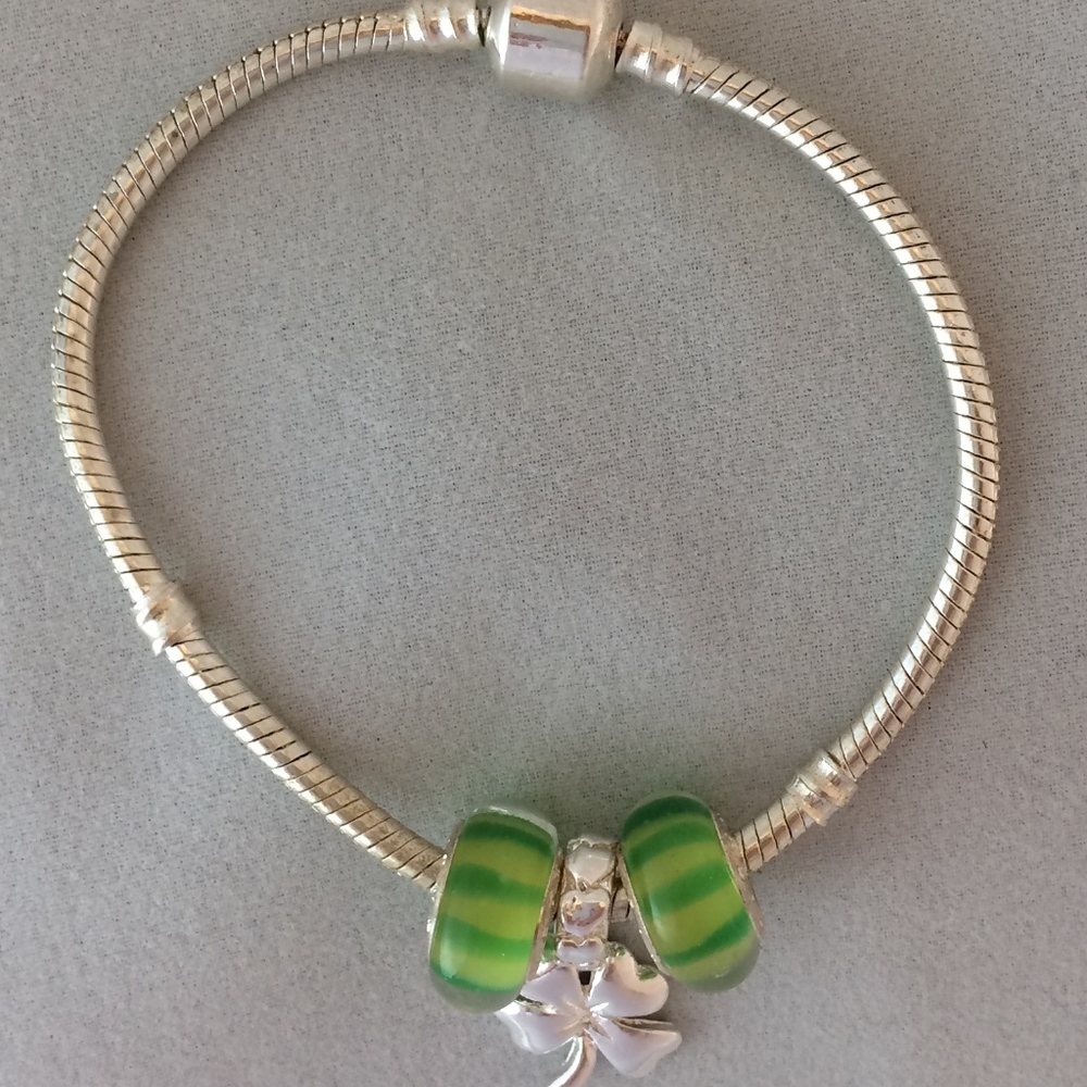 Clover Charm Bracelet